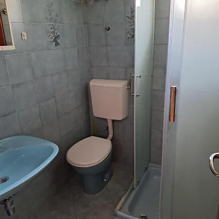 アパート R&b Radalj