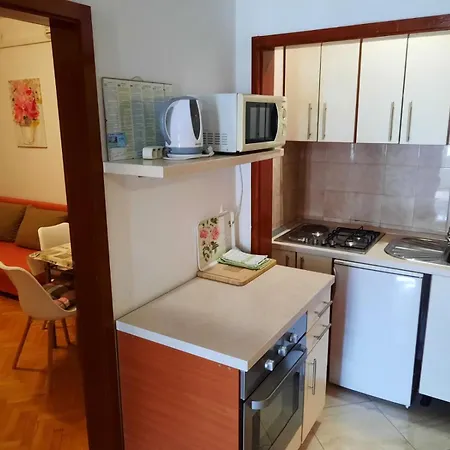 R&b Radalj * マカルスカ