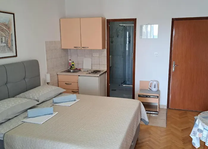 Apartamento R&b Radalj *