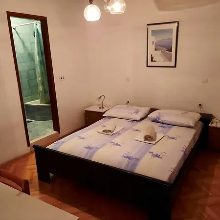 Apartman R&b Radalj Makarska